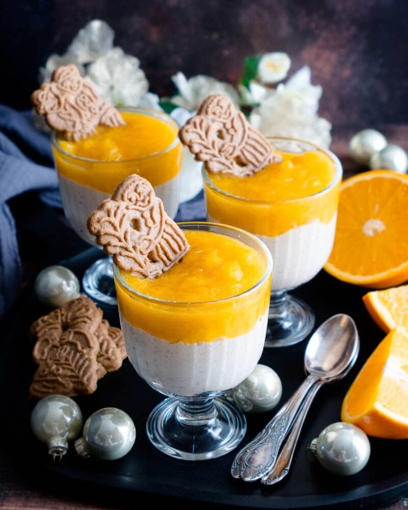 Einfaches Rezept für vegane Spekulatius-Creme mit Orangenkompott